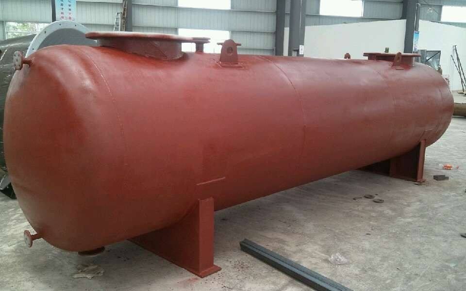 鋼襯塑儲罐的性能參數(shù)及應用范圍 鋼襯塑儲罐的性能參數(shù)及應用范圍