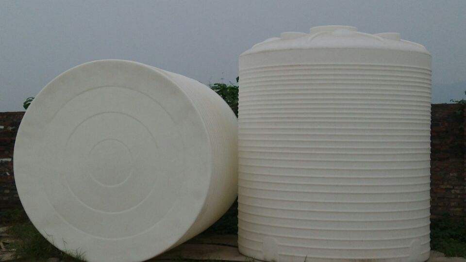 如何區(qū)分糊口中使用的塑料儲(chǔ)罐是否無(wú)毒: 如何區(qū)分糊口中使用的塑料儲(chǔ)罐是否無(wú)毒: